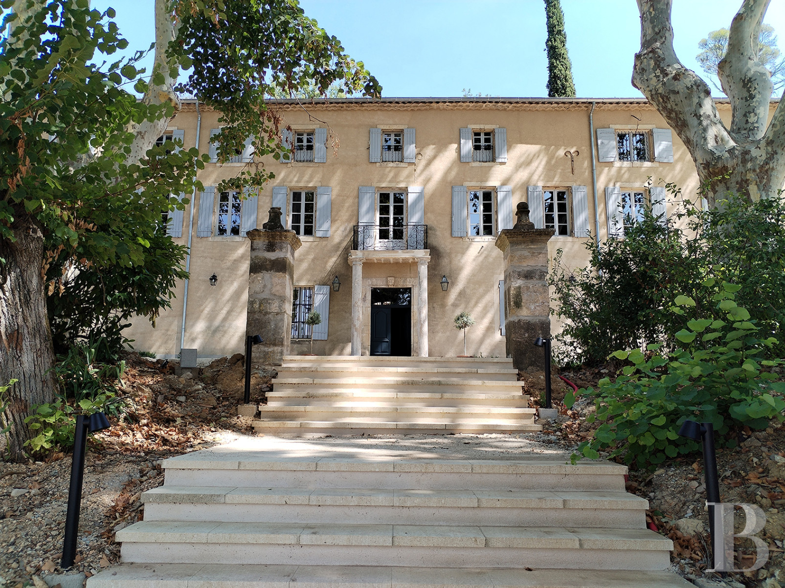 A 19th-century farmhouse surrounded by vineyards and forests between Cévennes and Provence, in the Gard Rhodanien - photo  n°2